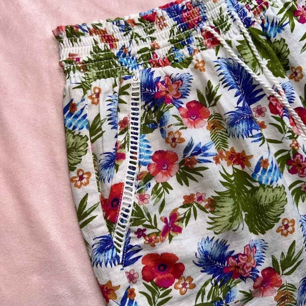 LINEN BLEND FLORAL SHORTS • SIZE S • BRIGGS • NWT - Picture 8 of 9